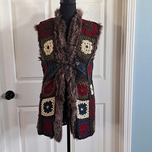 Crochet Pattern Granny Square Reversible Fur Patchwork Long Heavy Cardigan Coat - Picture 8 of 15